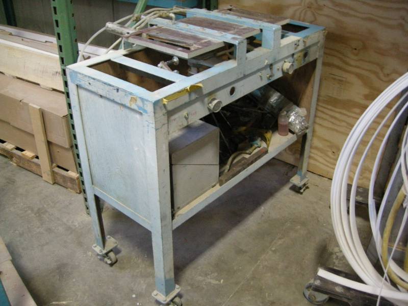 lot 186 image: Rolling Work TableStation