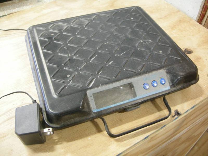 lot 242 image: Salter GP250 Digital Scale