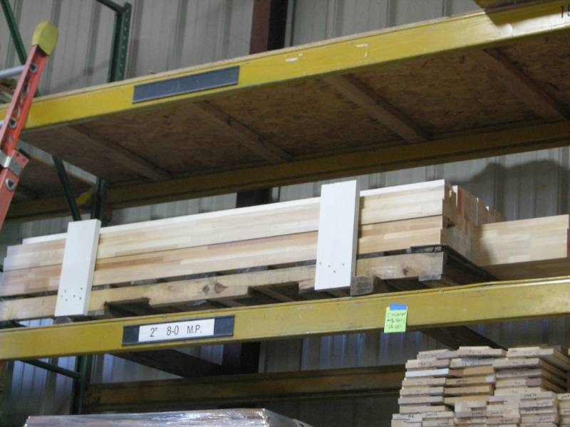 lot 194 image: Misc Mull Posts
