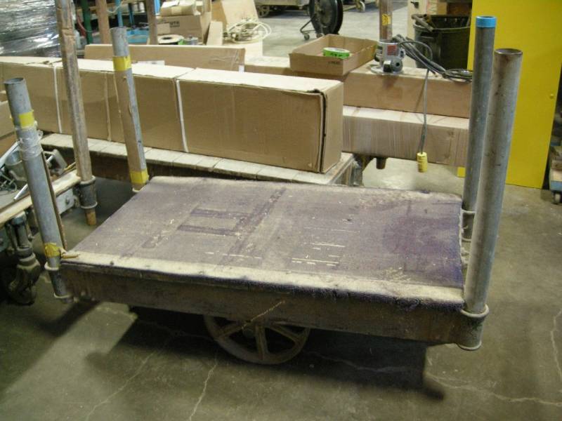 lot 234 image: Vintage Nutting Railroad Cart