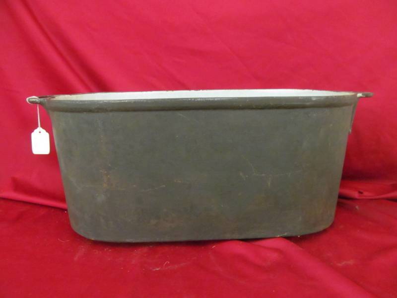 lot 38 image: vintage cast iron wash boiler