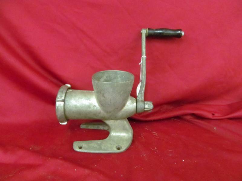 lot 39 image: vintage meat sausage grinder