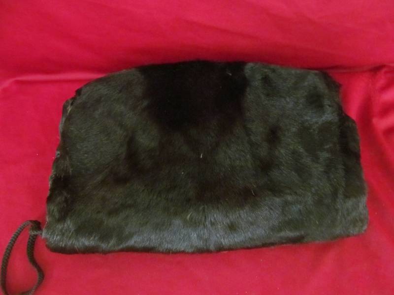 lot 71 image: vintage Fur Muff