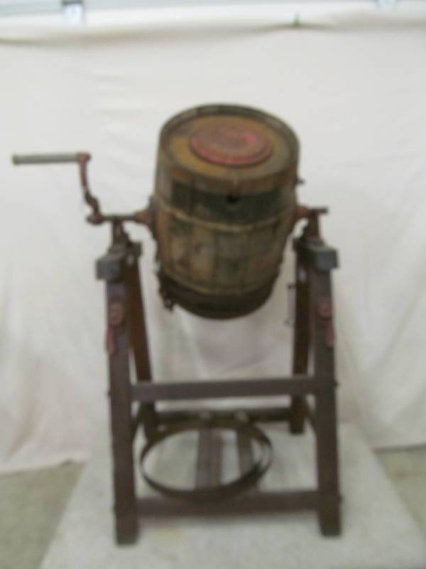 lot 103 image: vintage Dursley butter churn