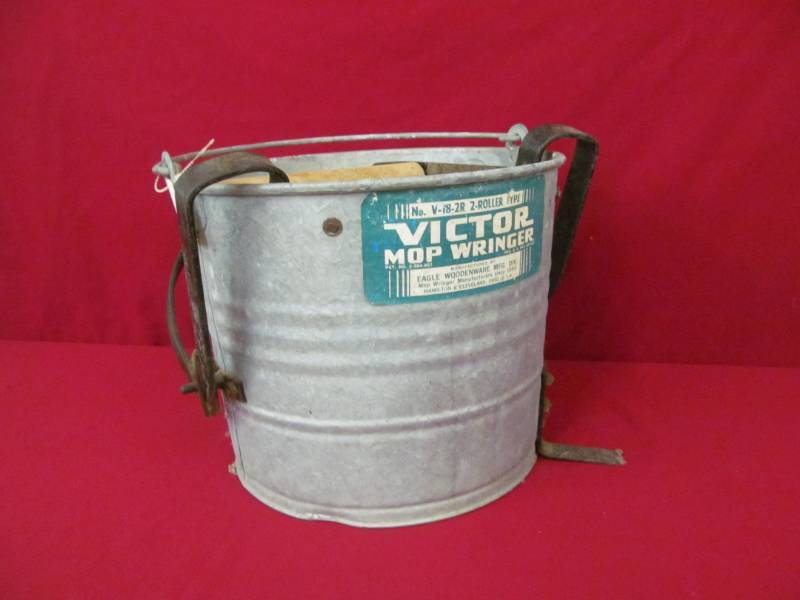 lot 111 image: Victor mop wringer
