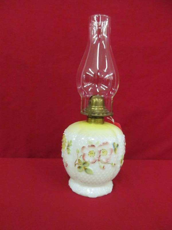 lot 117 image: vintage oil lamp
