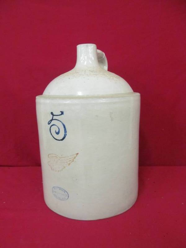 lot 130 image: Redwing crock