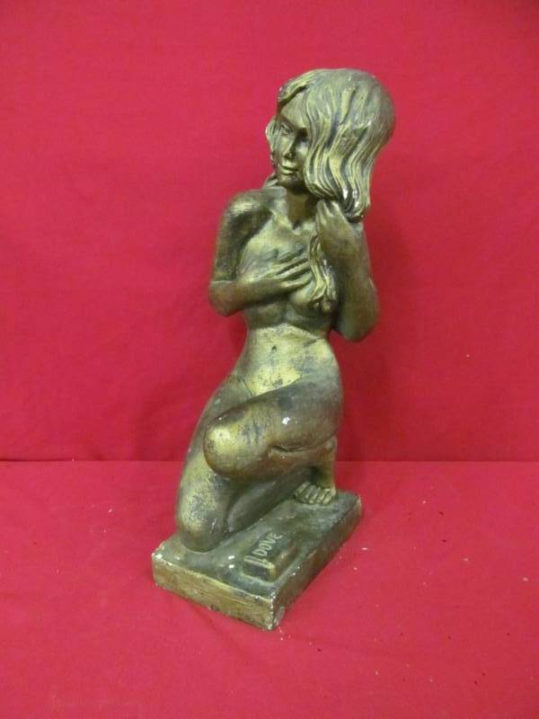 lot 132 image: statue
