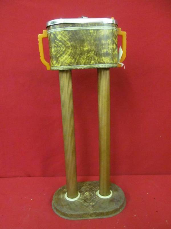 lot 133 image: vintage Bakelite ashtray stand