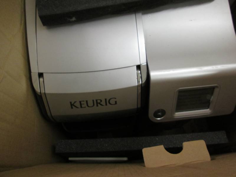 lot 66 image: Keurig Bolt Coffee Maker And Coffe...