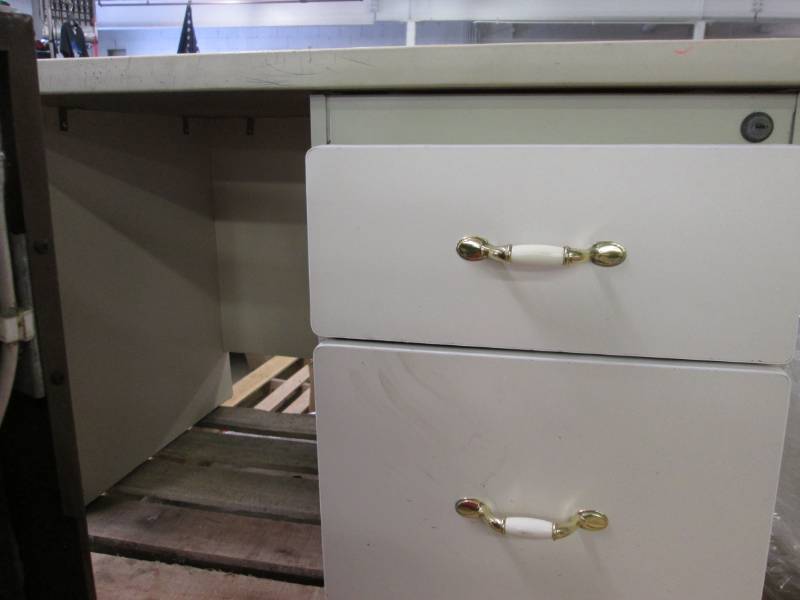 lot 70 image: Child Desk ...