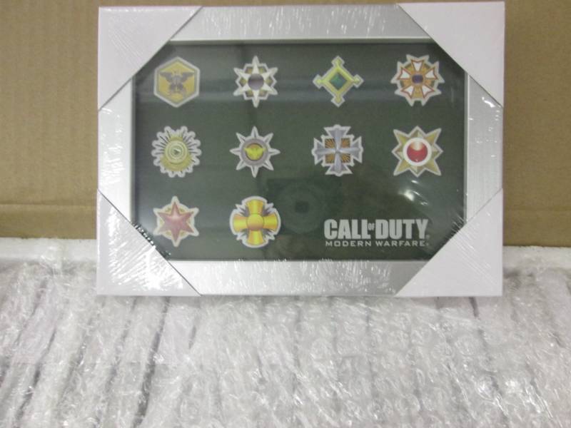 lot 88 image: Case of 40 Call of Duty Photo Metal...