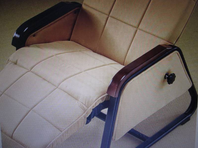 lot 105 image: Zero Gravity Chair open box, untest...