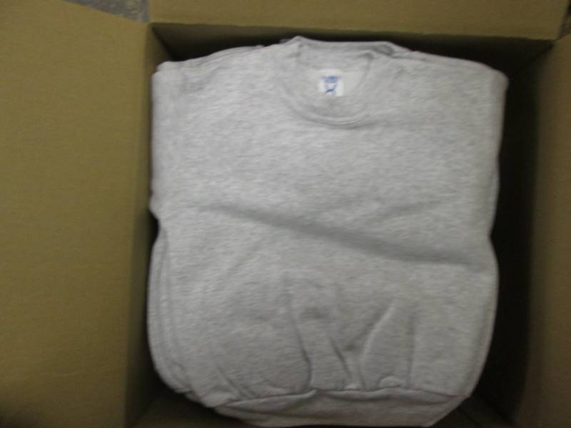 lot 132 image: Box of Size 56 Rabbit Skins 5050 ...
