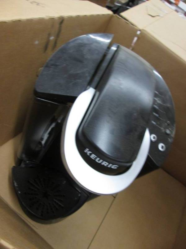 lot 165 image: Keurig Brewer, Eco- Clutch for Hot ...