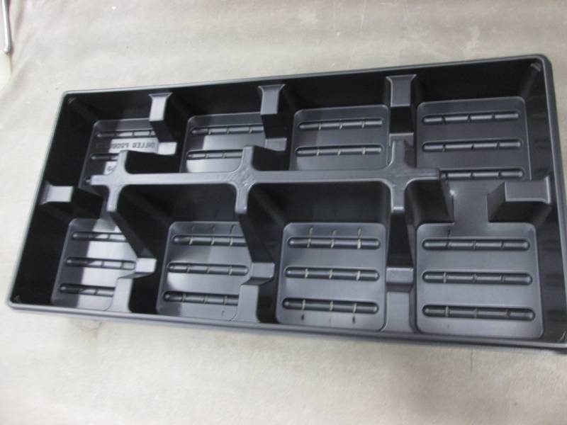 lot 196 image: Case of 50- 8 Place Green House Tra...