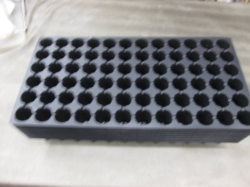 lot 198 image: Case of 100- 72 Place Plant Starter...