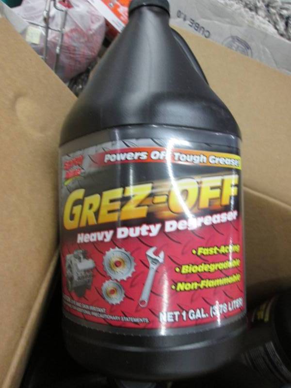lot 214 image: Case of 6 Gallons Grez-Off HD Degre...