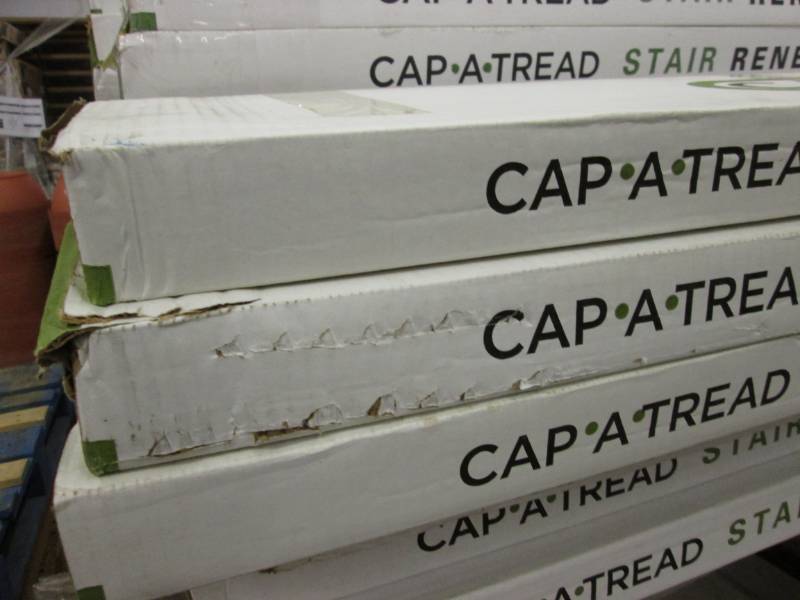 lot 226 image: Lot of 3 Cap A Tread Apple Blonde 4...