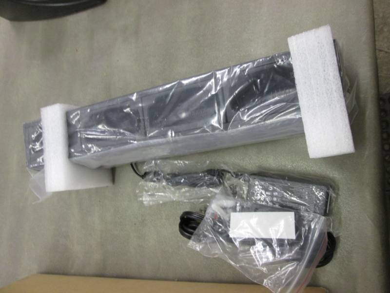 lot 239 image: 4Bay Charger- open box...