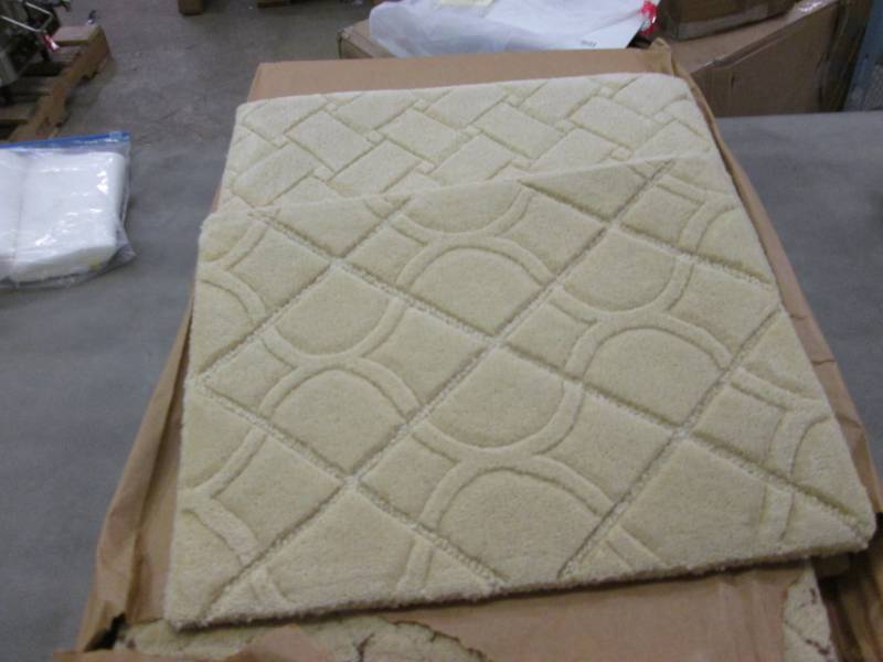 lot 264 image: Lot of 10- 13x18 Assorted Patterns ...