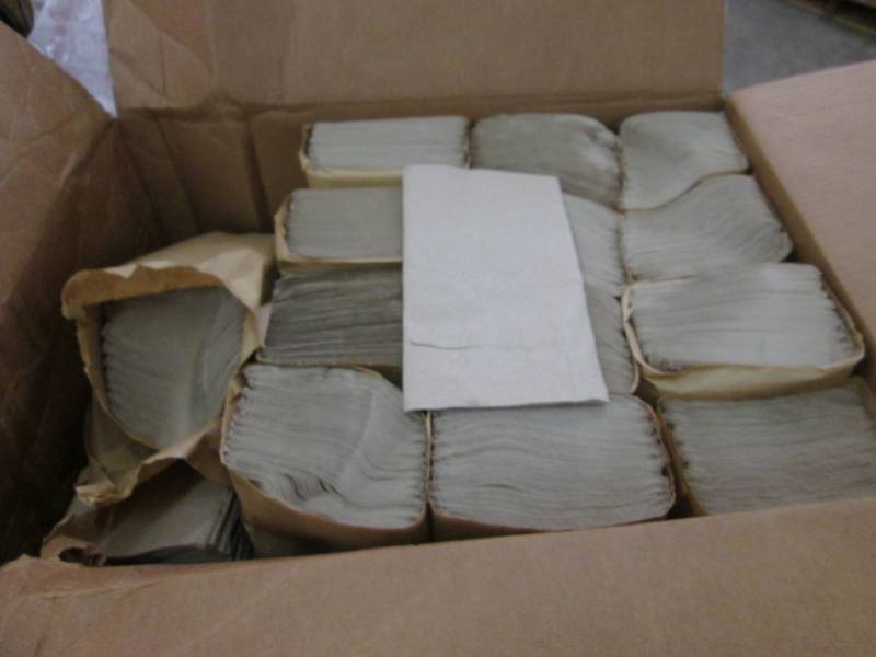 lot 300 image: Box of BiFold Paper Towels...
