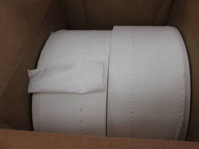 lot 322 image: Case of 4 Jumbo Rolls Toilet Tissue...