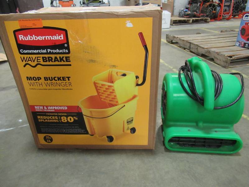 lot 124 image: B-Air 14 HP 900 CFM Air Mover Green BA-VP-25-GN & Rubbermaid Mop Bucket With Wringer