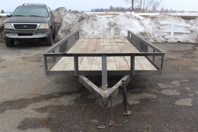 lot 3528 image: Home Made Utility Trailer