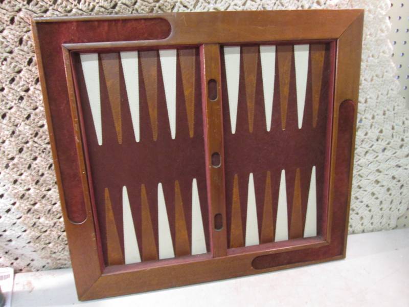 Backgammon Game Board with Game Pie...