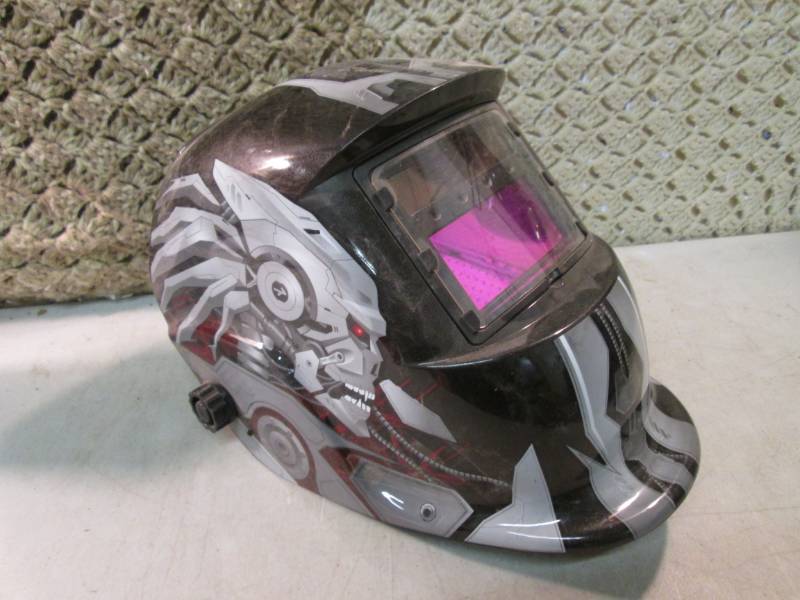Auto Darkening Welding Helmet  RM4...