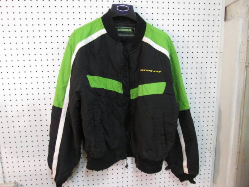 ArcticWear Artic Cat Coat Size Larg...