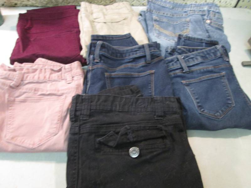 7 Pairs of LadiesTeen Jeans Size 1...