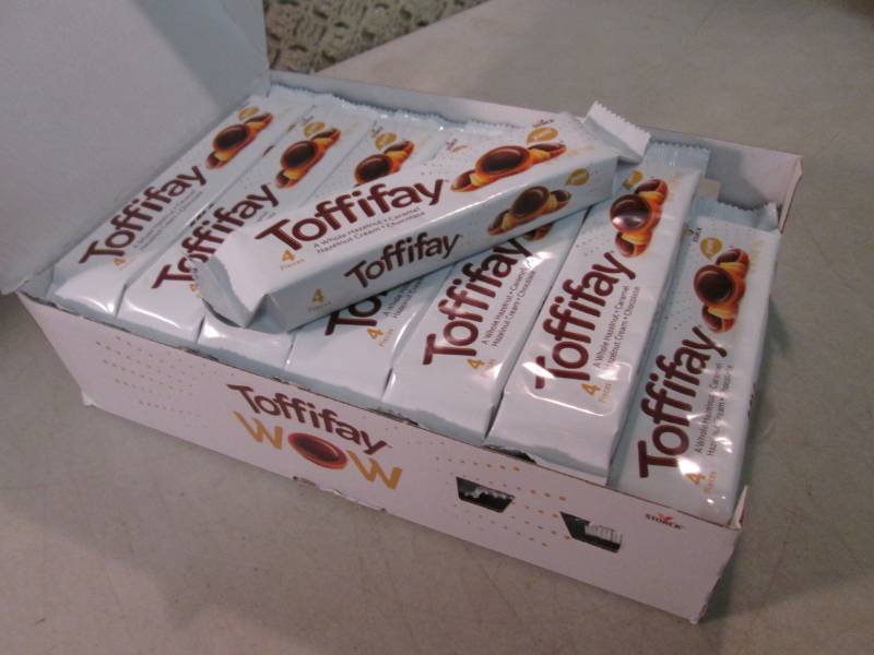 Box of 21 Toffifay 4 pc Packs Best ...