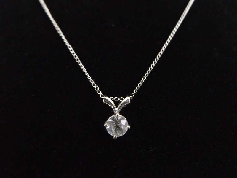 .925 Sterling Silver Faceted Crystal Solitaire Pendant Necklace
