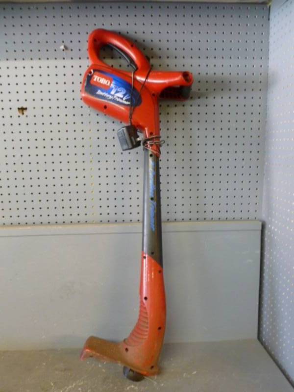 Toro Trimmer