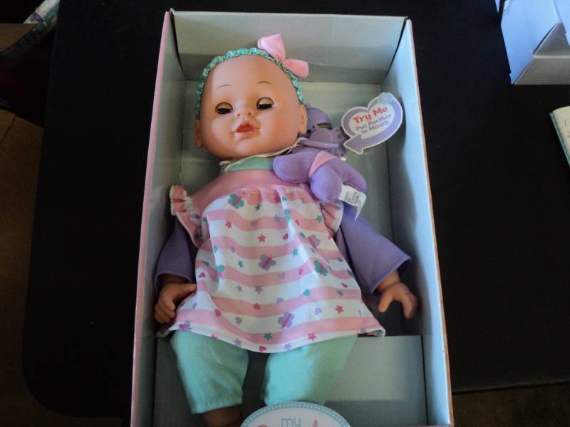 lot 9 image: My Sweet Love Baby Doll...