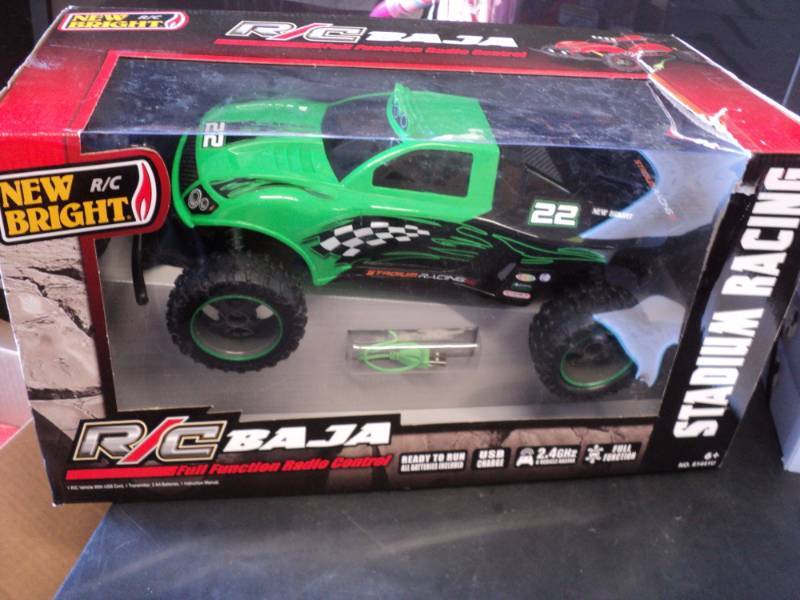 lot 11 image: RC Baja Radio Control...