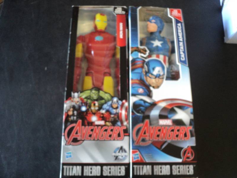 lot 14 image: Marvel Avengers lot of 2...