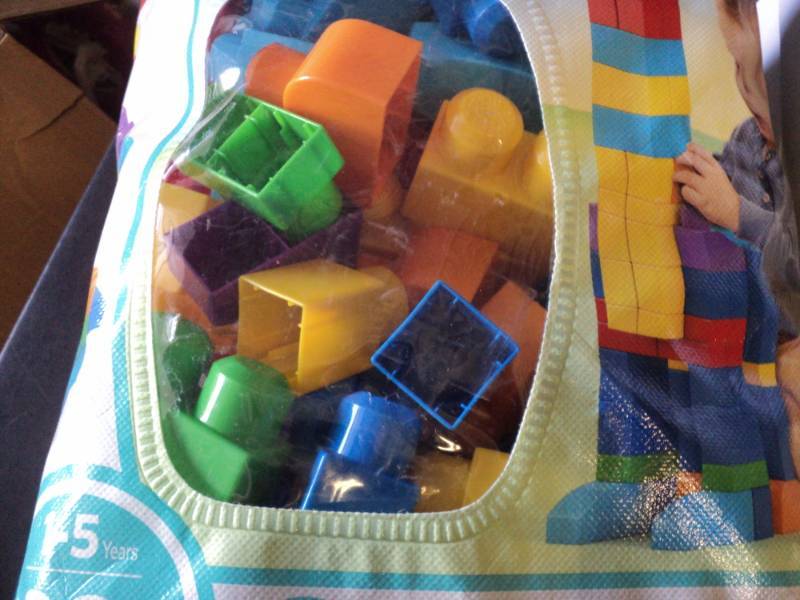 lot 29 image: MEGA Blocks...