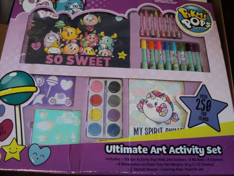 lot 37 image: Art Activity Set...