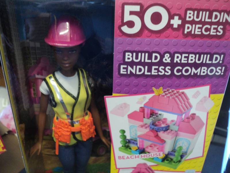 lot 67 image: Barbie Treehouse ...