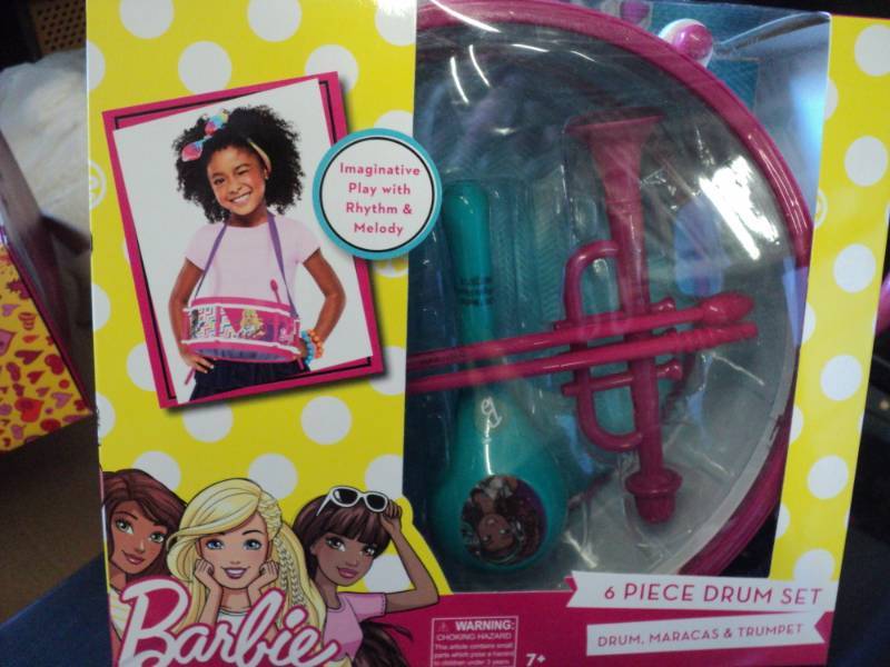 lot 68 image: Barbie and Barbie Drum Set...