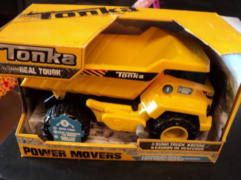 lot 76 image: Tonka Dump Truck...