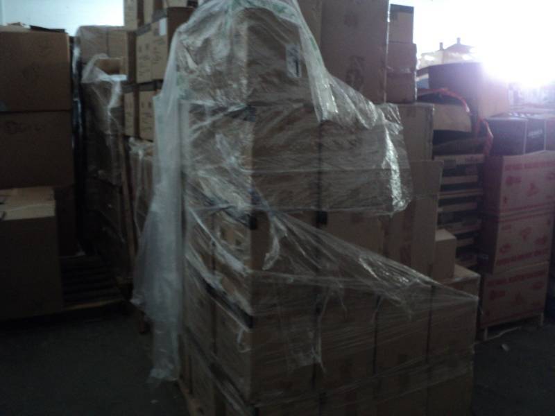 lot 131 image: Pallet of Gems Fitness Bands assor...