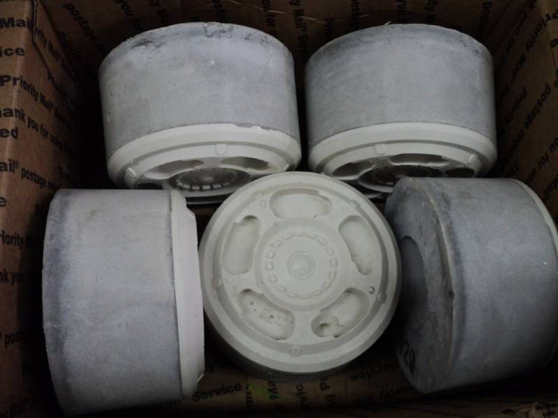 lot 22 image: Polishing Wheels...
