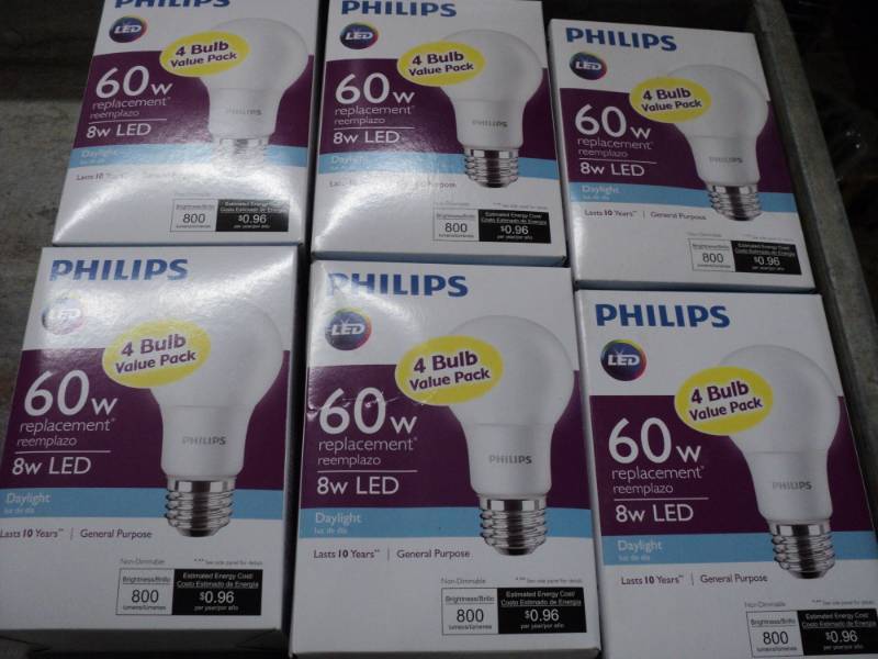 lot 59 image: 6 Philips- 4 packs 60W LED Lightbul...
