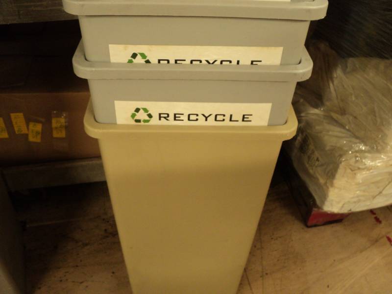 lot 82 image: 3 Recycle Containers...