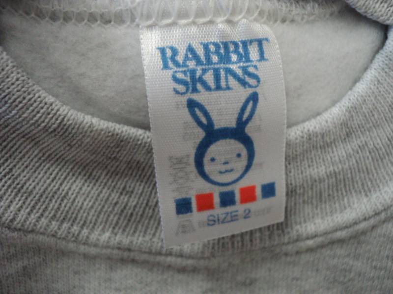 lot 107 image: 18 Grey Size 2 Long Sleeve Sweatshi...