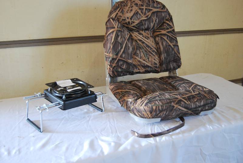 lot 98 image: Sportsman 203